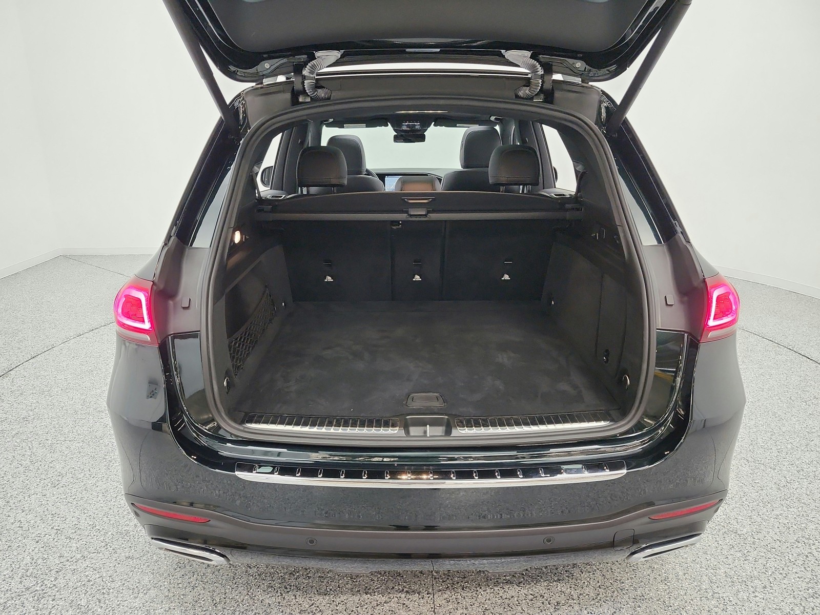 Certified Used 2023 Emerald Green Metallic Mercedes-Benz GLE 350 4MATIC® SUV image 28