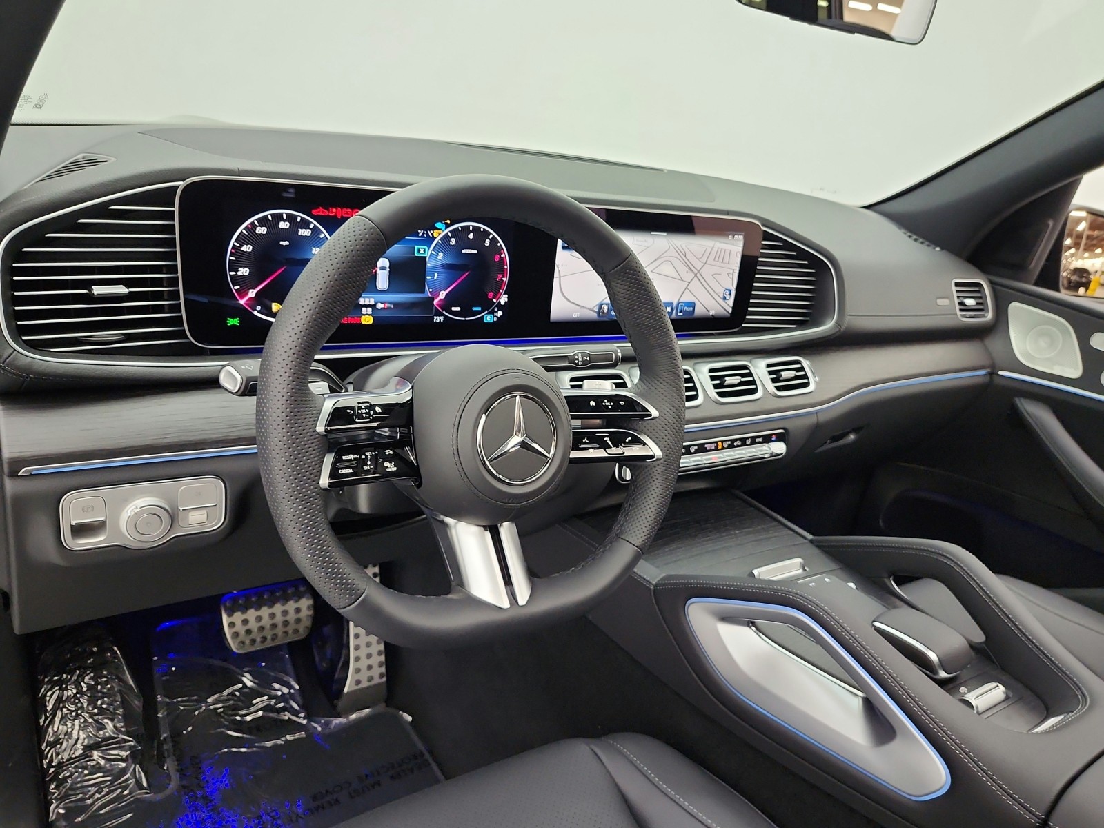 New 2026 Black Mercedes-Benz GLS 450 image 9