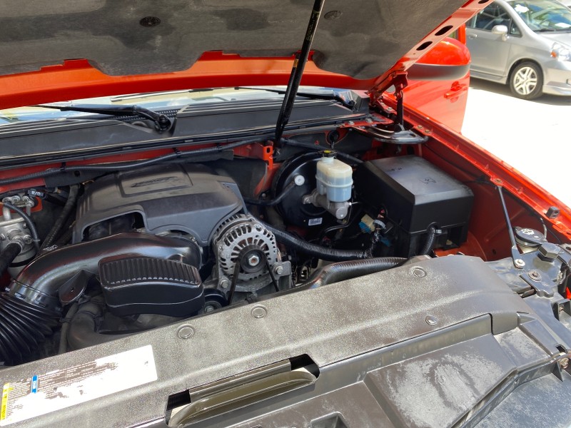 2009 Chevrolet Avalanche LT PU LOW MILES 58,696 in ,