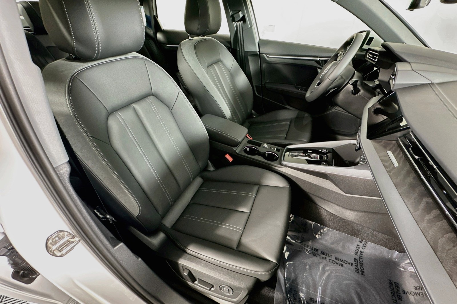 New 2026 Arkona White Audi Premium image 8