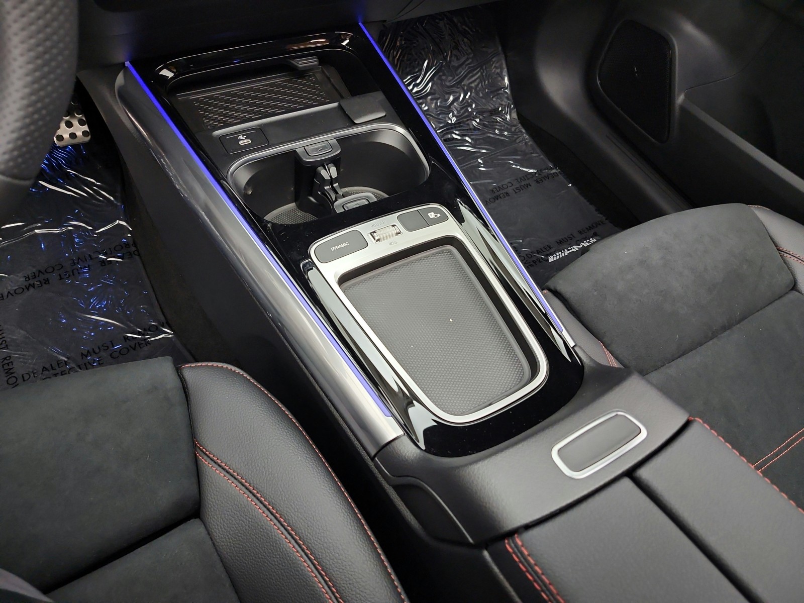 New 2026 Cosmos Black Metallic Mercedes-Benz GLA 250 SUV image 10