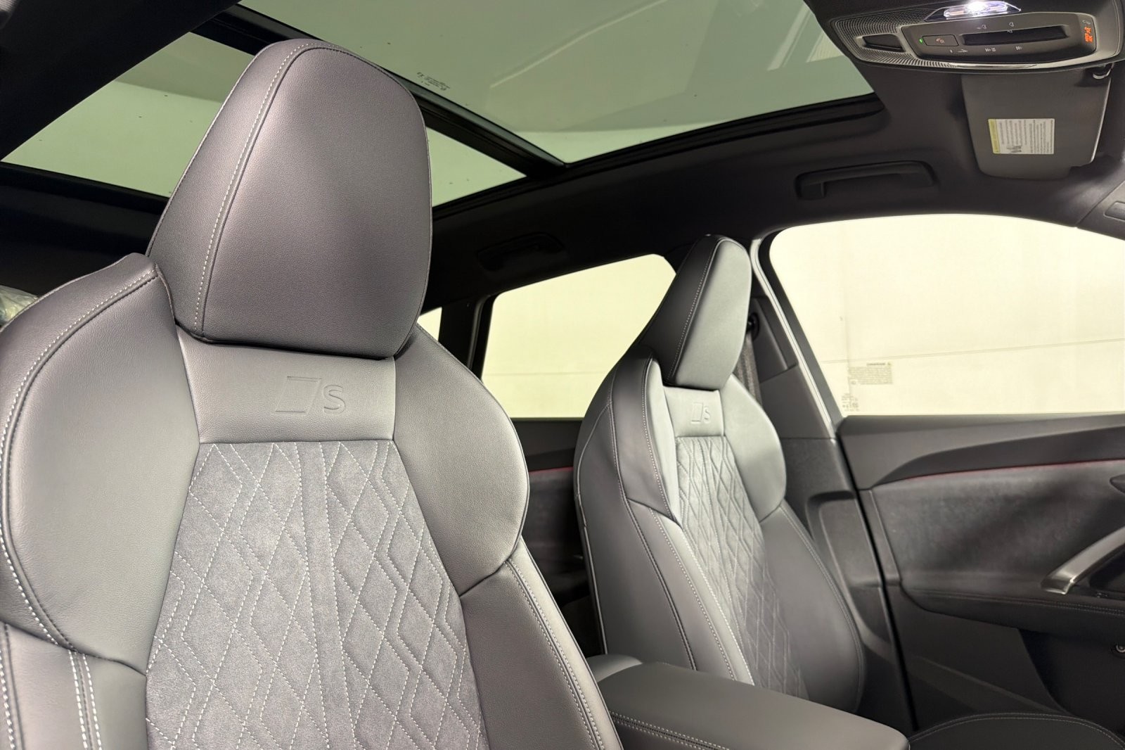 New 2026 Tambora Gray Metallic Audi Premium Plus 3.0 TFSI quattro image 16