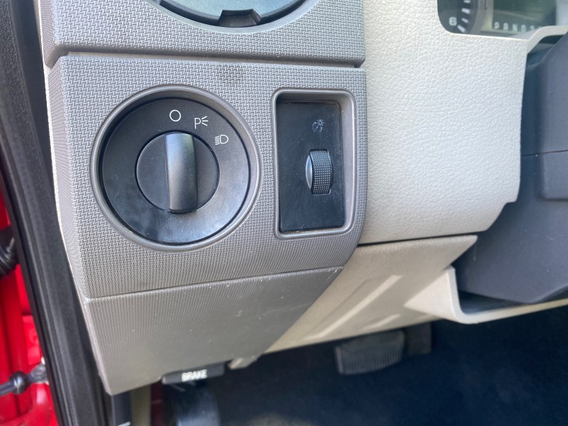 2008 Ford Super Duty F-350 DRW XL LOW MILES 43,076 4WD in ,