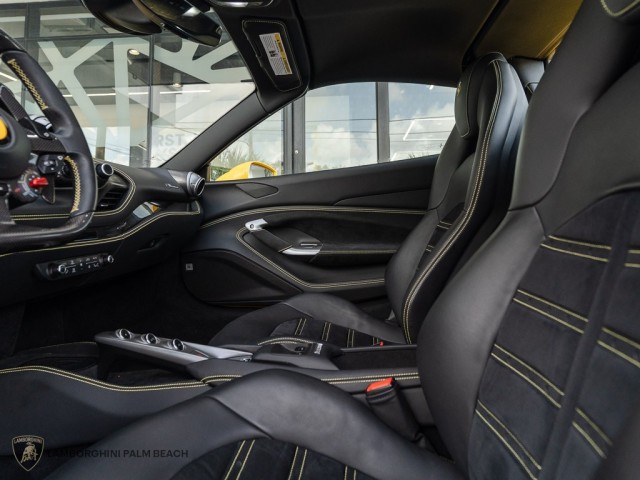 Ferrari F8 Spider