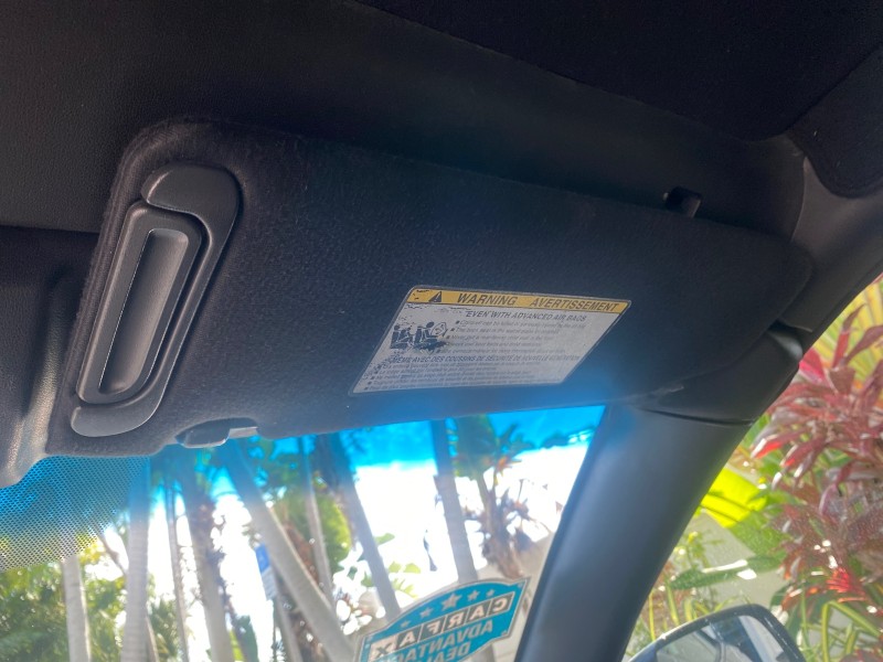 2006 Toyota Camry Solara SE V6 CONV LOW MILES 57,572 in ,