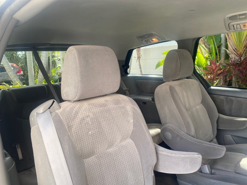 2010 Toyota Sienna LE LOW MILES 41,871 1 OWNER 7 PASSENGER in , 