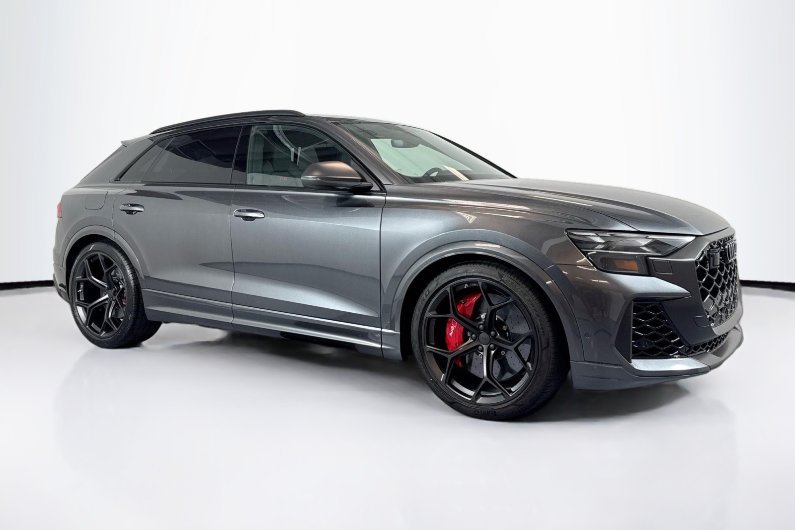 New 2026 Daytona Gray Pearl Effect Audi performance quattro image 3
