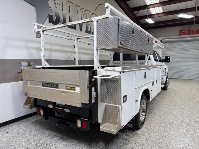 2020 Chevrolet Silverado MD 5500 Duramax RWD Utility/ Service Bed in , 