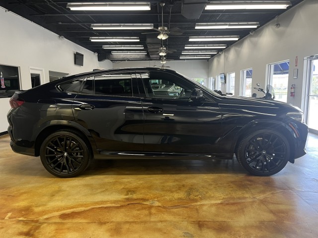 2022 BMW X6 xDrive40i 7