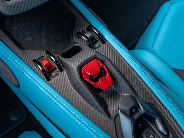 Lamborghini Revuelto