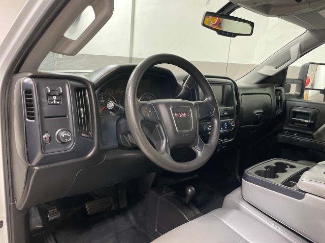 2018 GMC Sierra 2500HD CrewCab 4WD 6.0L-V8 in , 