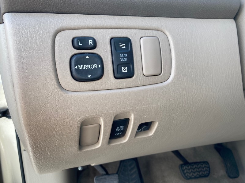 2006 Toyota Sienna VAN LE LOW MILES 78,653 in , 