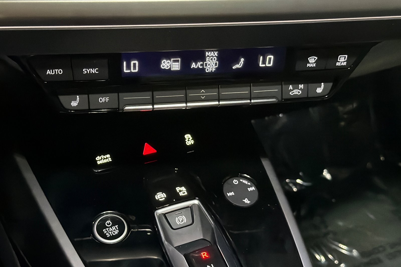 Certified Used 2023 Navarra Blue Metallic Audi Premium 50 quattro image 19
