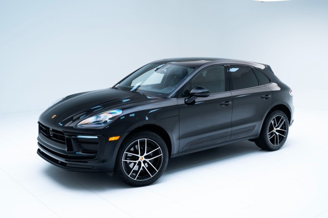 2025  Macan  in , 