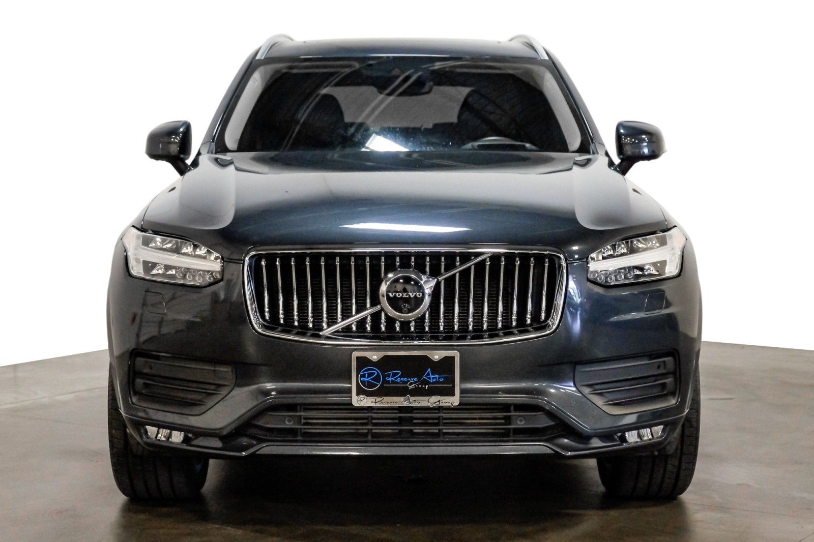 2021 Volvo XC90 T6 AWD Momentum 7P ClimatePkg AdvancedPkg ProtectionPkgPremier 2 3