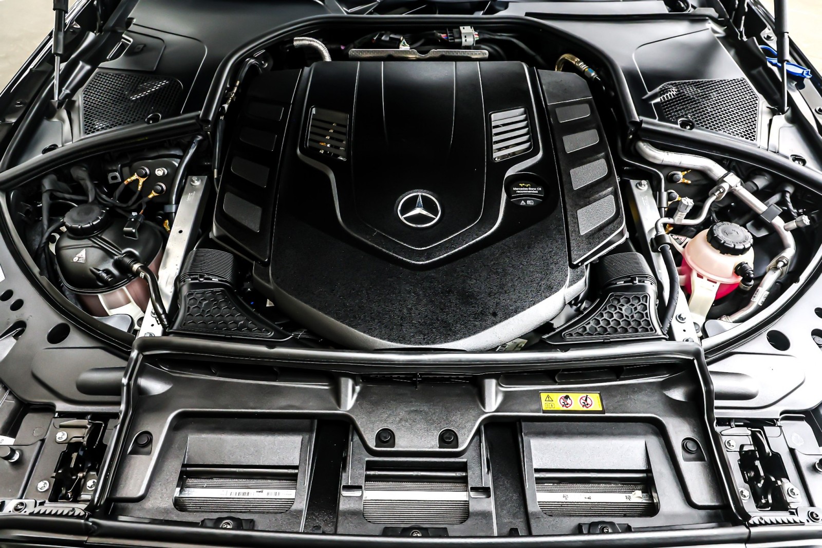 Certified Used 2025 Black Mercedes-Benz S 580 4MATIC® Sedan image 13