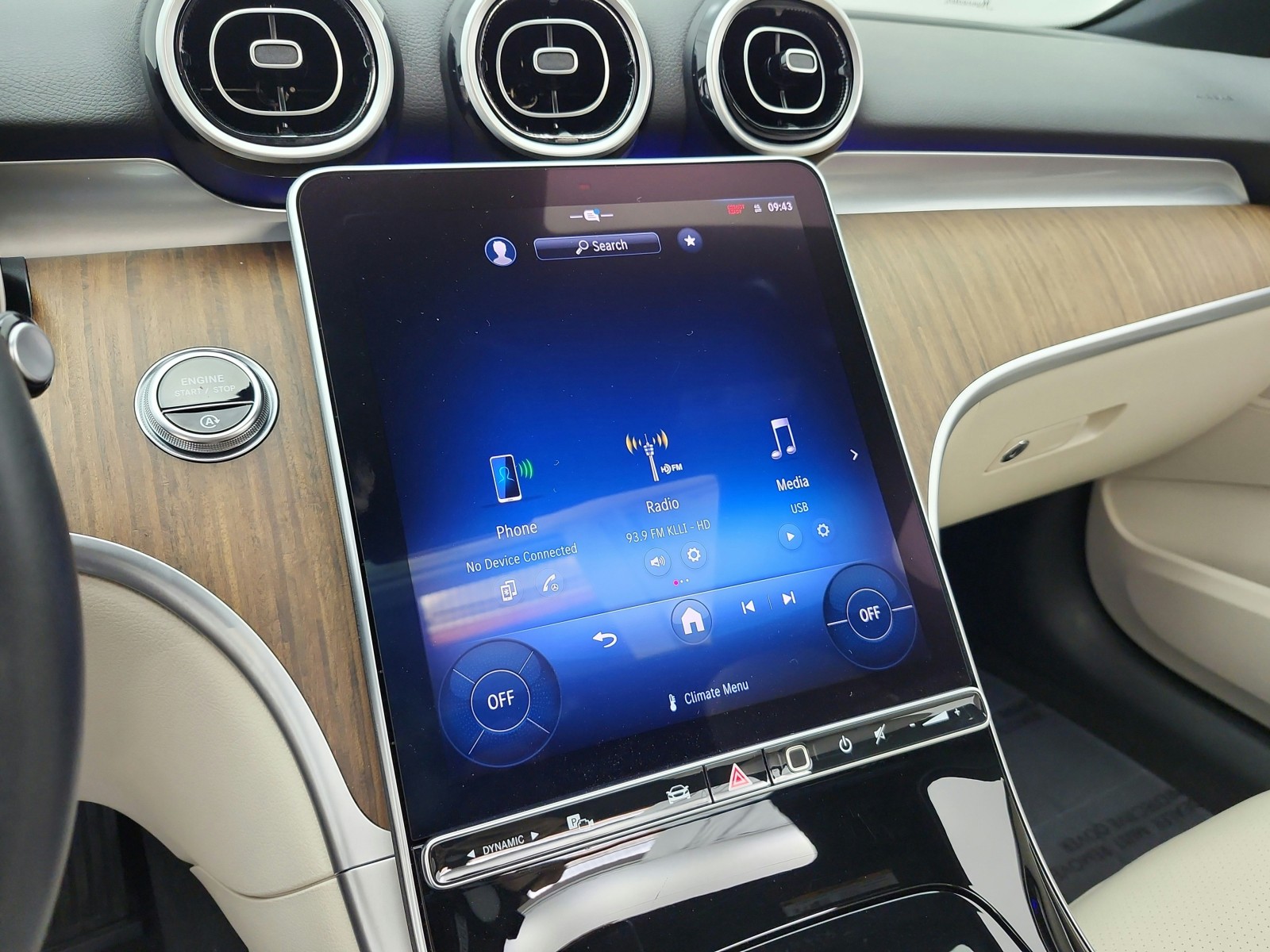 Certified Used 2024 Polar White Mercedes-Benz C 300 image 12