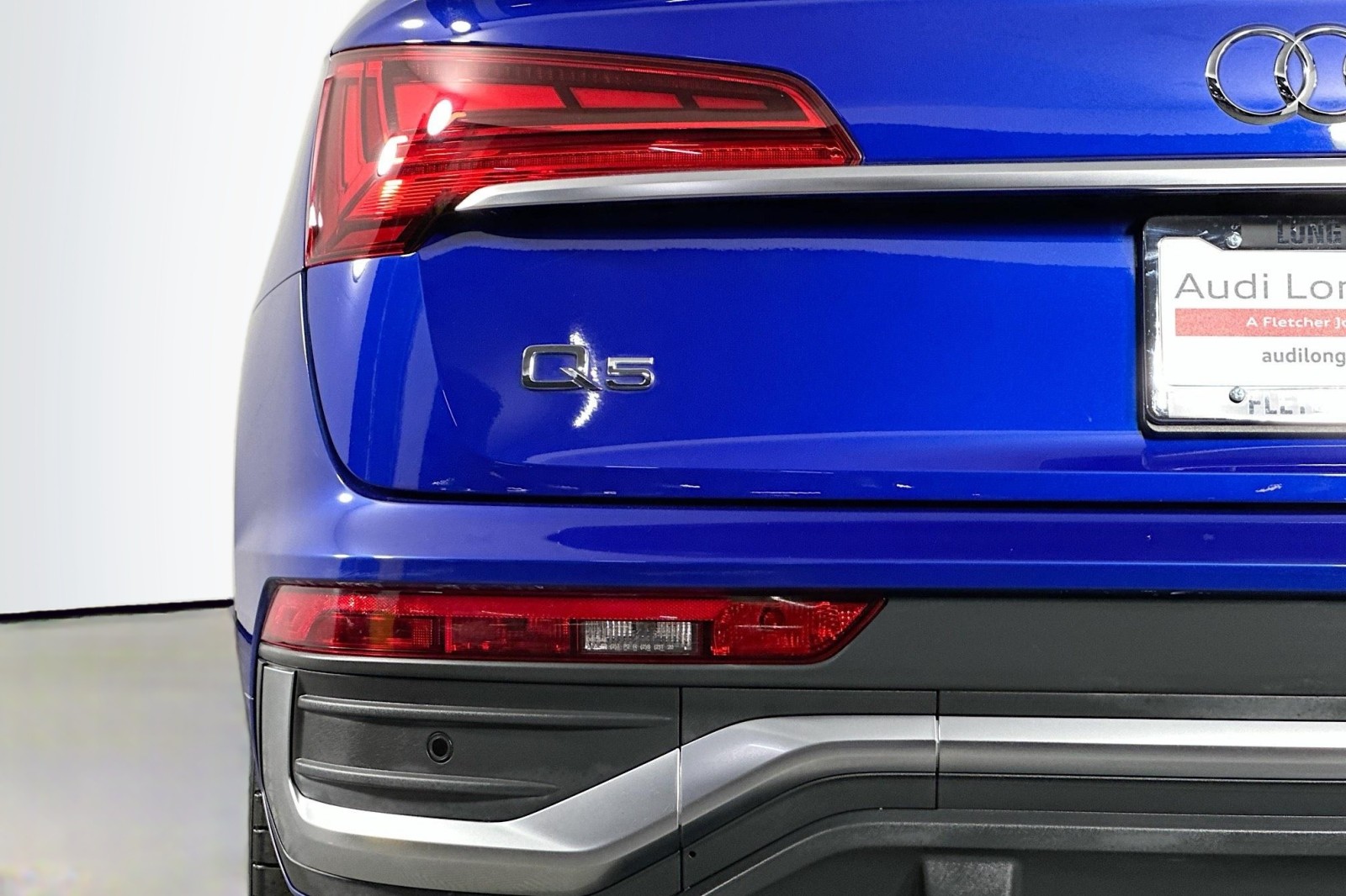 Used 2021 Ultra Blue Metallic Audi Premium Plus image 17