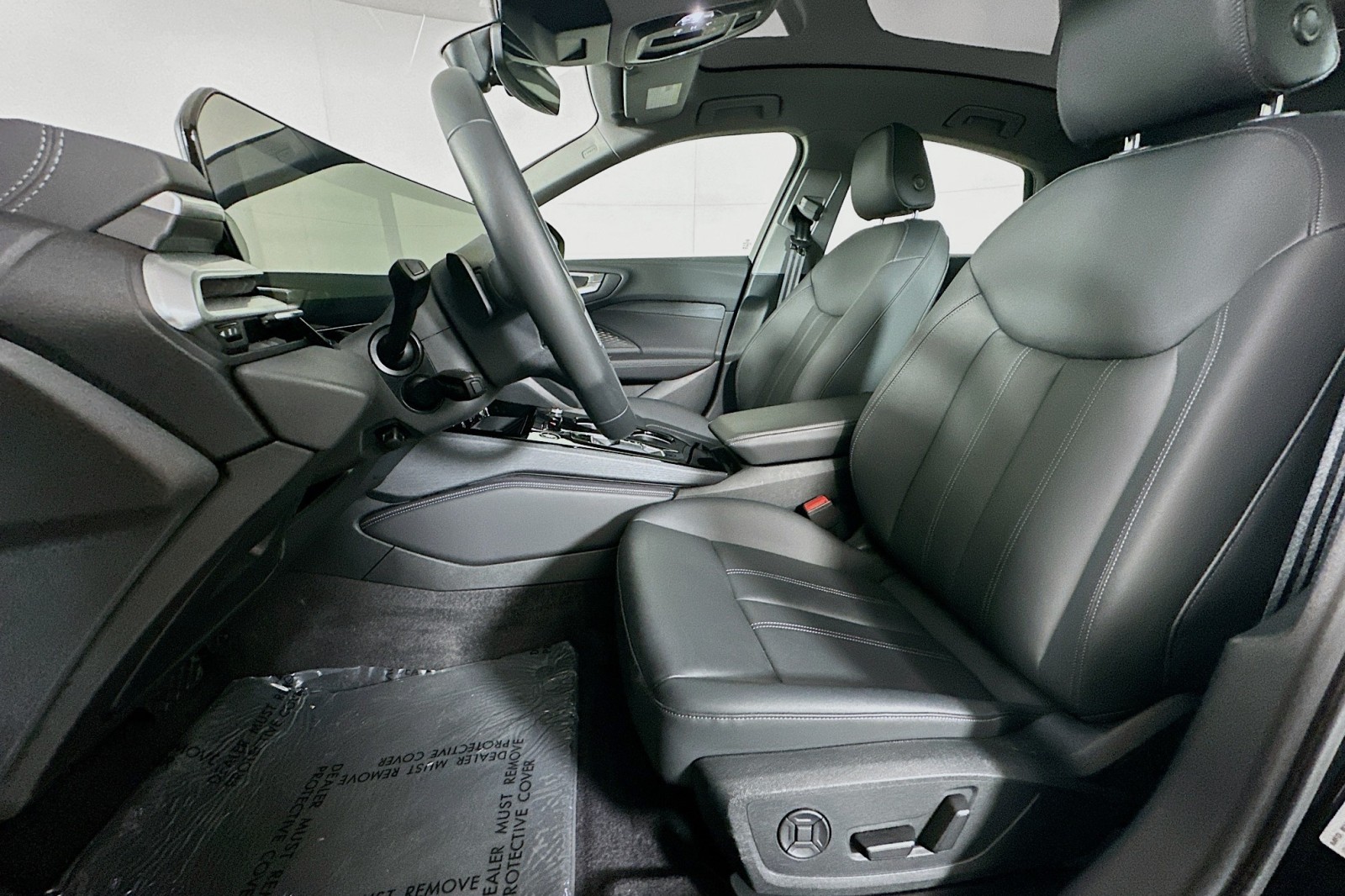 Used 2025 Mythos Black Metallic Audi Premium image 18