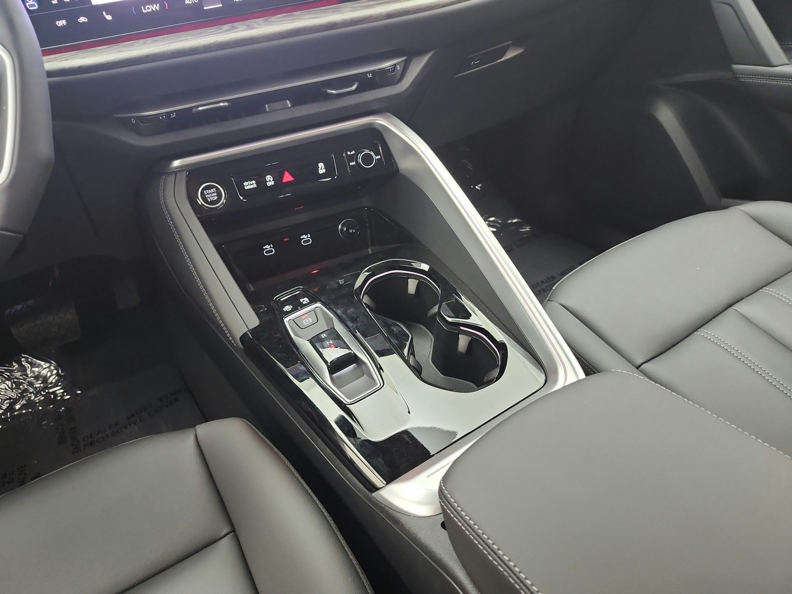 New 2025 Glacier White Metallic Audi Premium 2.0 TFSI quattro image 11