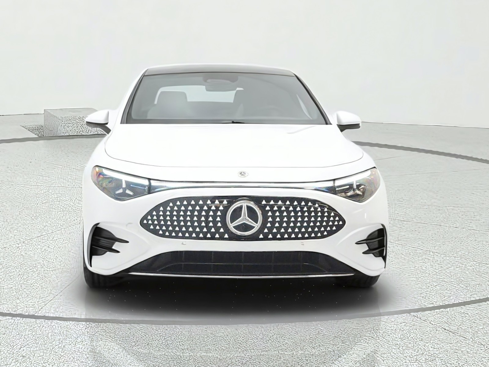 New 2027 Polar White Mercedes-Benz CLA 350 Electric 4MATIC® image 2