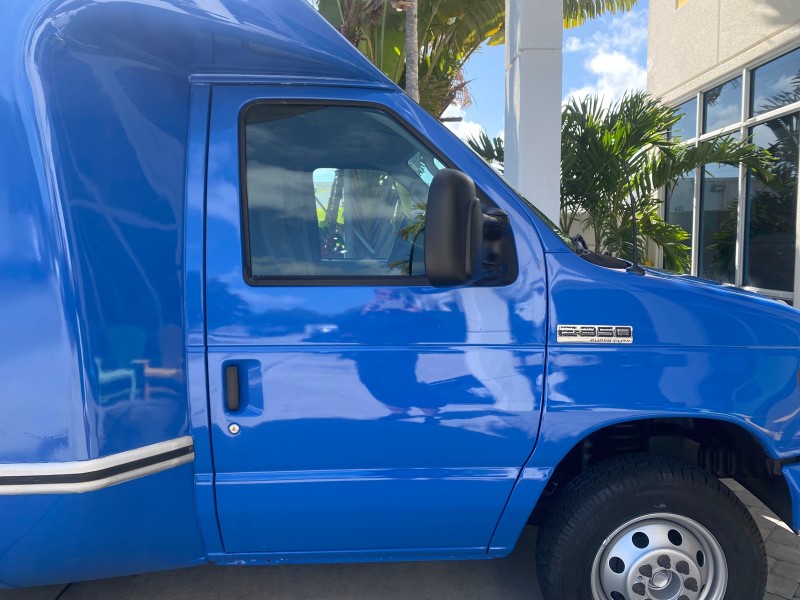 2006 Ford Econoline Commercial Cutaway LOW MILES 27,641 1 OWNER in , 