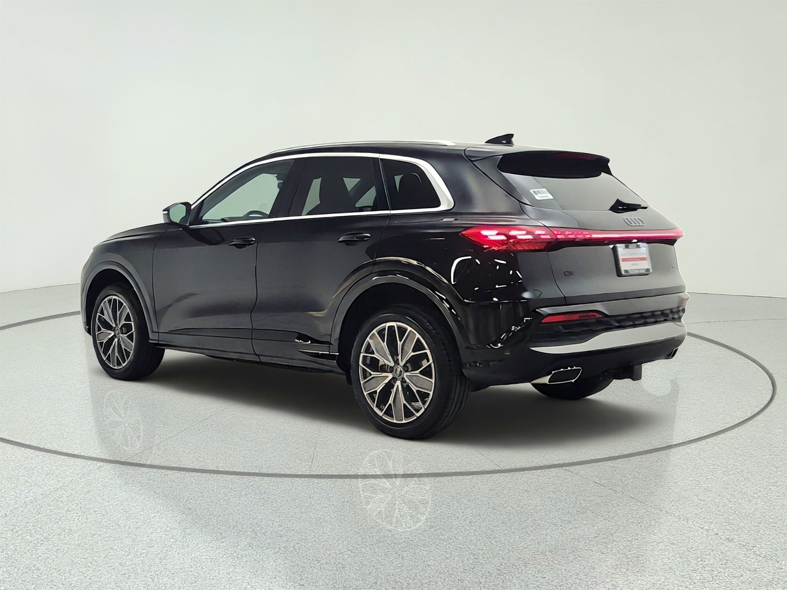 Used 2025 Mythos Black Metallic Audi Premium Plus image 7