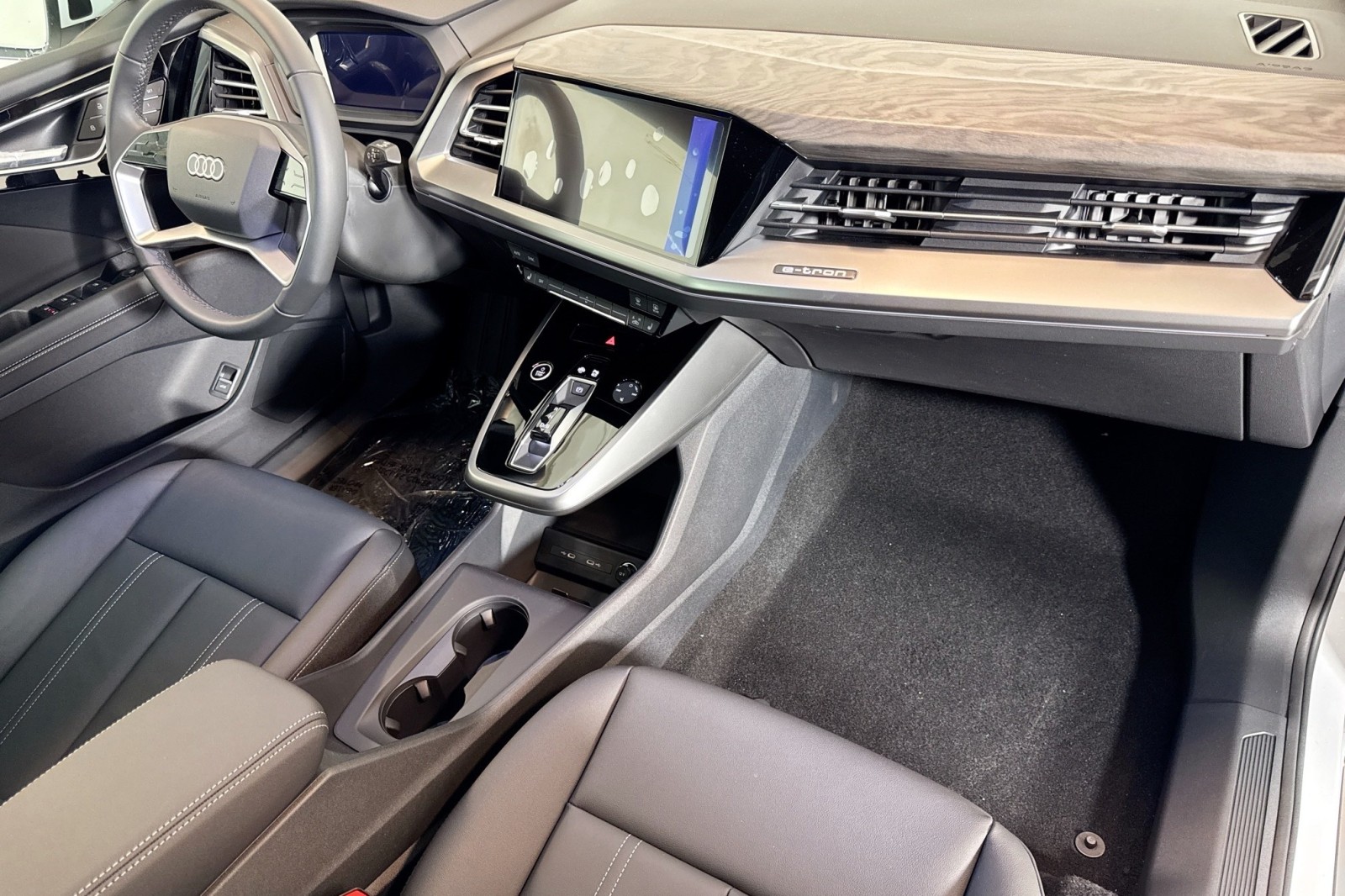 New 2026 Glacier White Metallic Audi Premium 55 quattro image 26