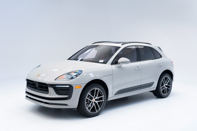 2024  Macan  in , 