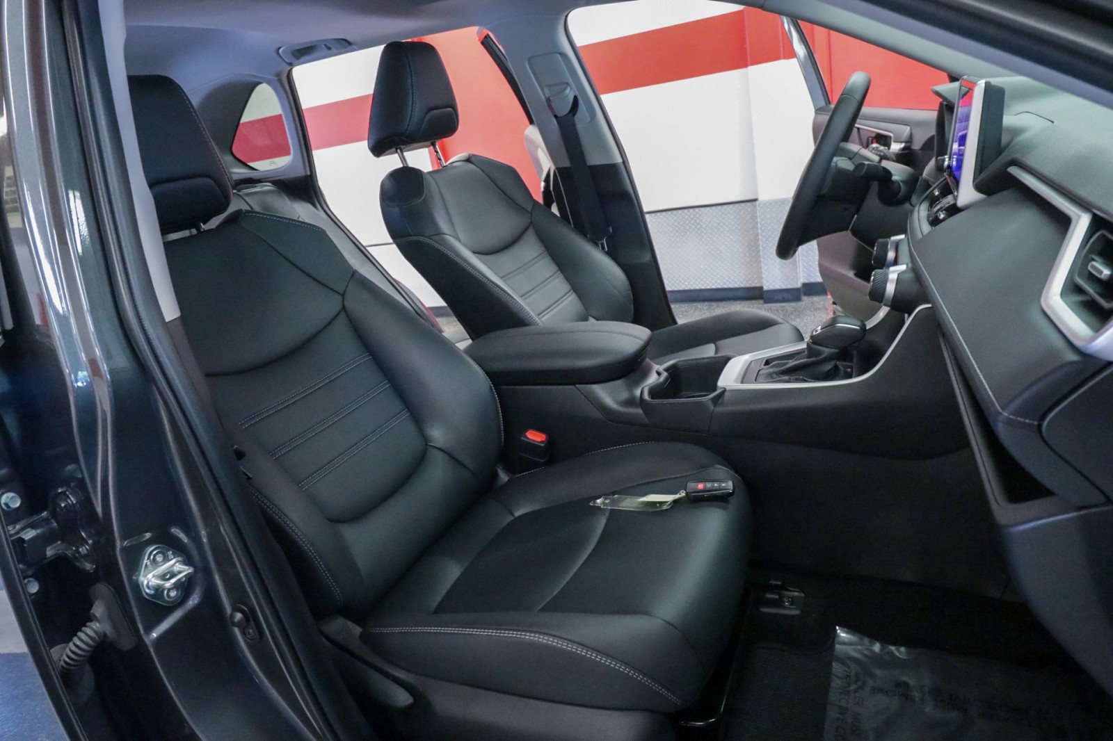 Used Car 2023 Toyota Rav4  Xle Premium For Sale Under $35,000 In Austin, Texas