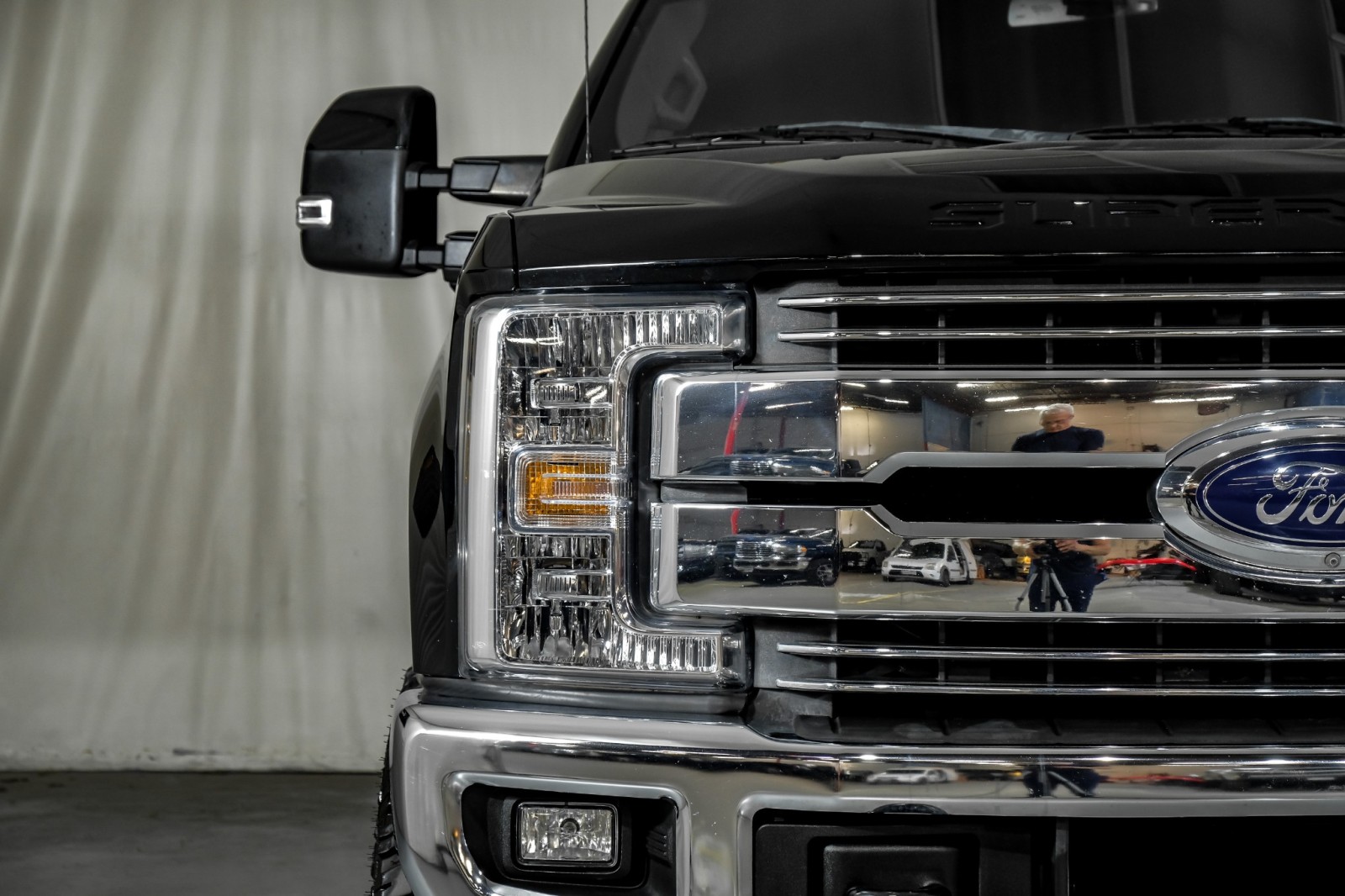 2019 Ford F-350 Lariat 38