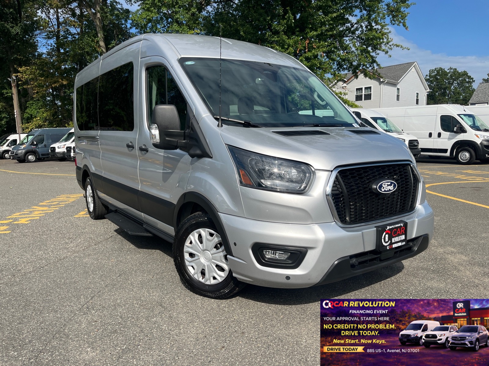 Ingot Silver Metallic 2026 Ford Transit Passenger Van Rear-Wheel Drive Automatic
