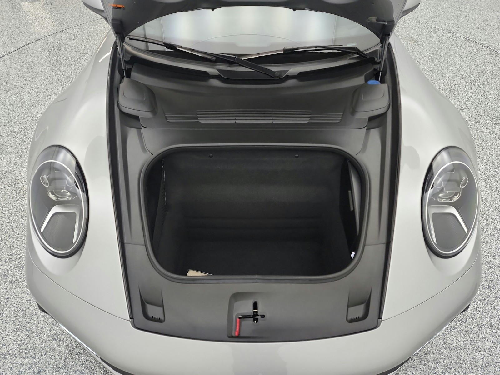 Used 2022 GT Silver Metallic Porsche Carrera Cabriolet image 14