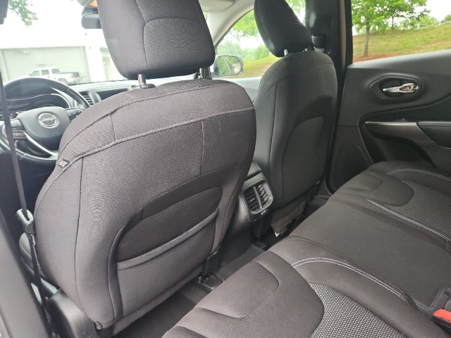 JeepCherokee34