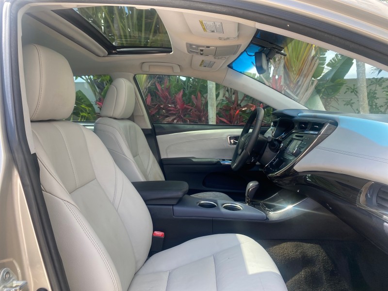 2013 Toyota Avalon XLE Premium LOW MILES 56,196 in , 