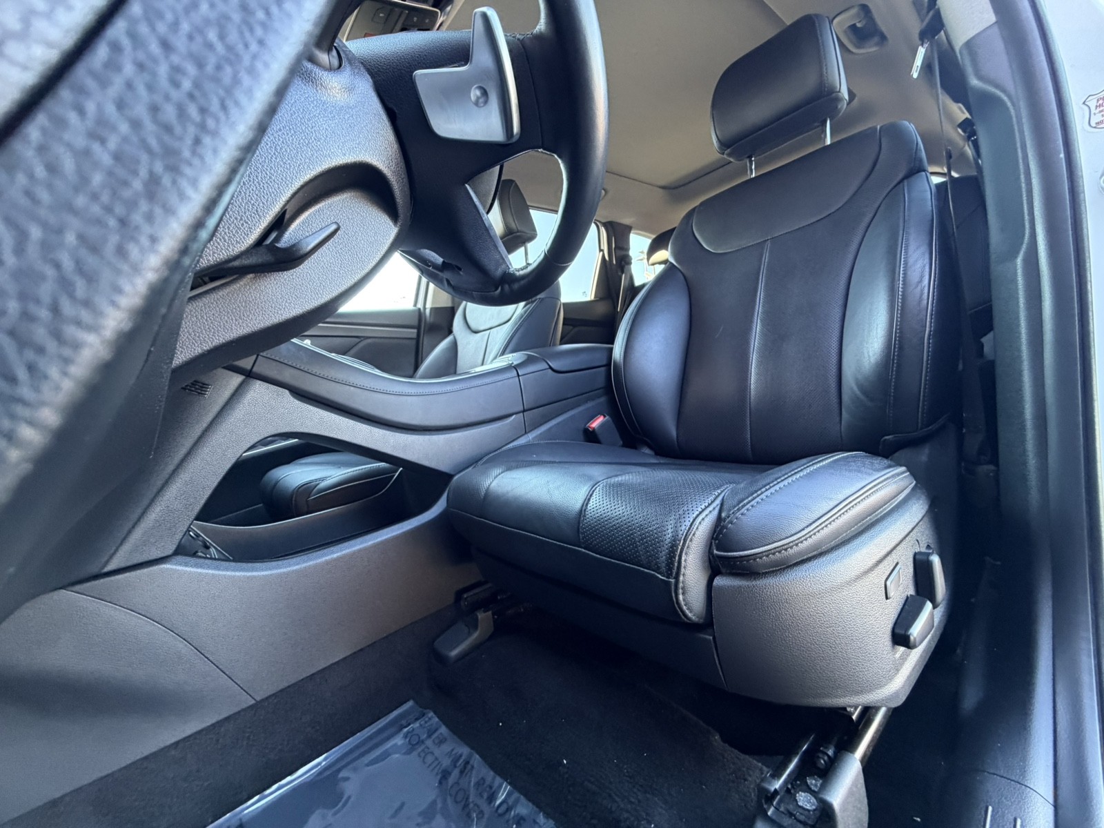 2023 Hyundai Santa Fe - $22,588