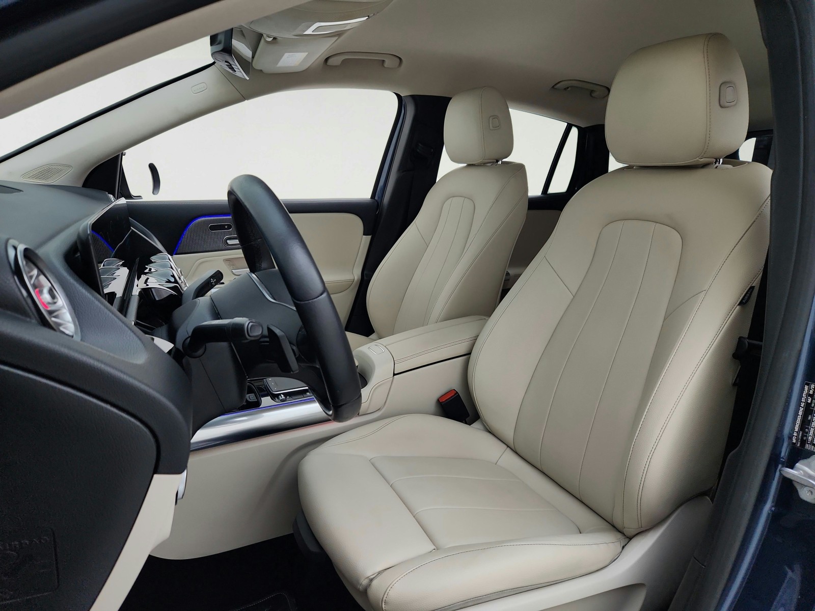 Used 2021 Denim Blue Metallic Mercedes-Benz GLA 250 image 17