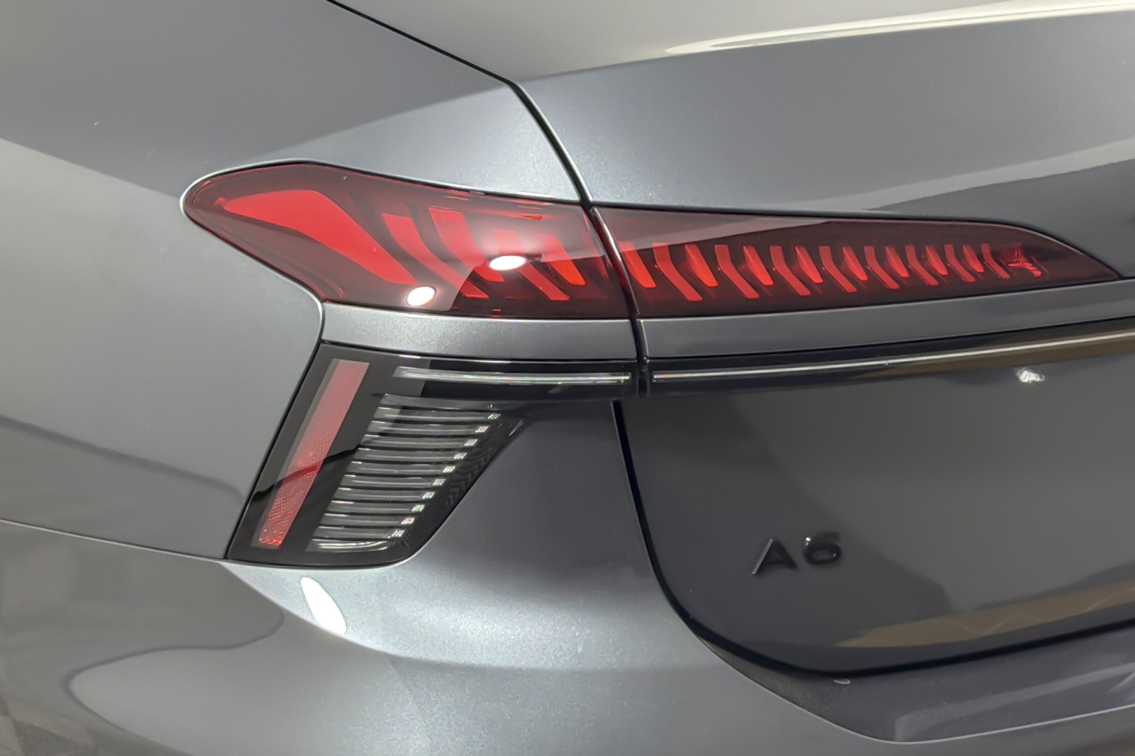 New 2026 Daytona Gray Pearl Effect Audi Premium Plus quattro image 23