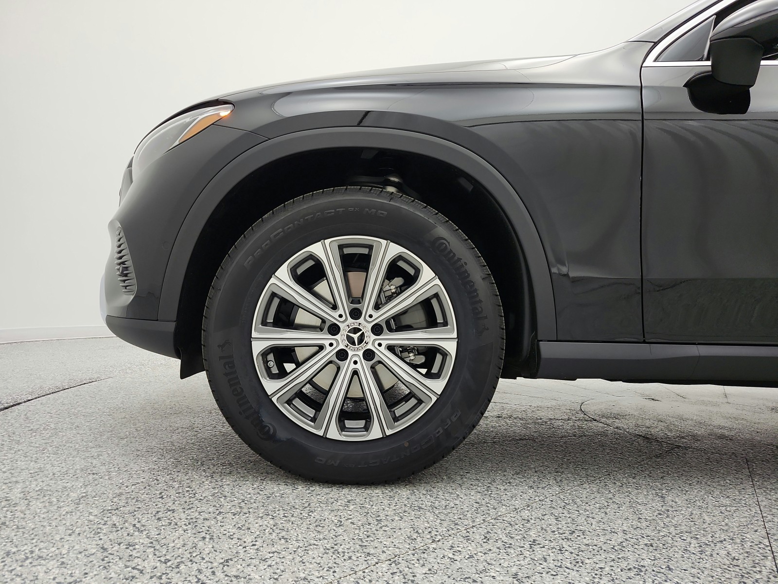 New 2027 Black Mercedes-Benz GLC 300 SUV image 13
