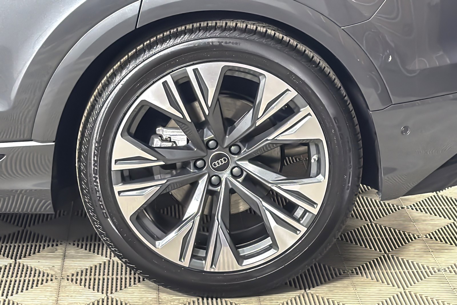 New 2026 Daytona Gray Pearl Effect Audi Premium Plus quattro image 25