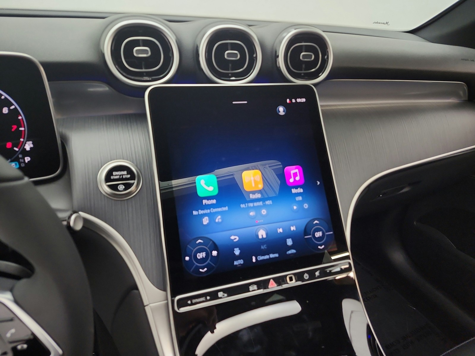 New 2026 Black Mercedes-Benz GLC 300 image 10