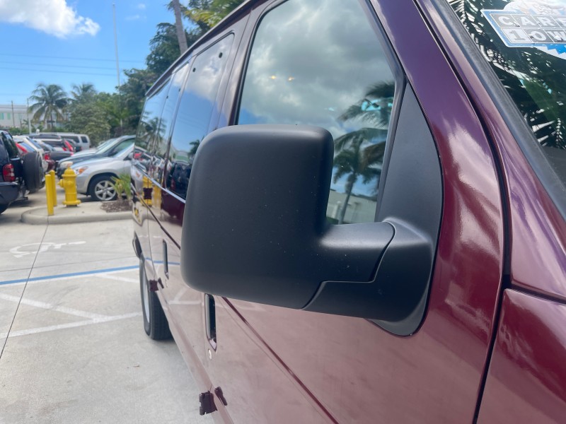 2006 Ford Econoline Wagon XLT 8 PASS LOW MILES 56328 in ,