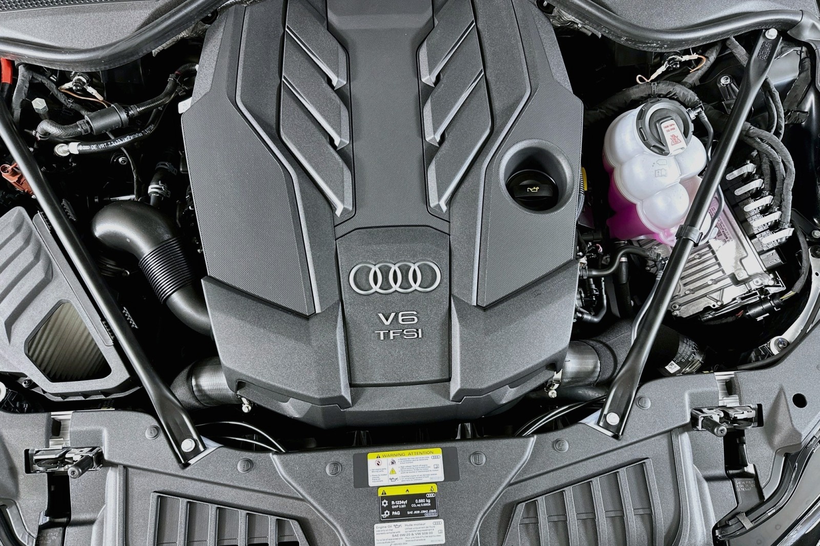 New 2027 Mythos Black Metallic Audi L Quattro image 12