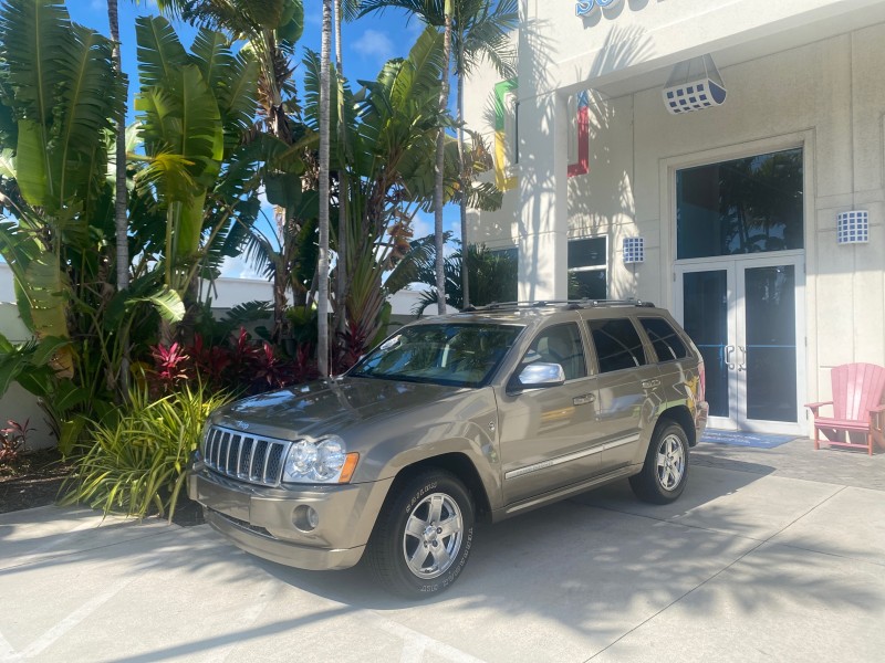 2006 Jeep Grand Cherokee Overland LOW MILES 57,372 1 OWNER 4WD in , 