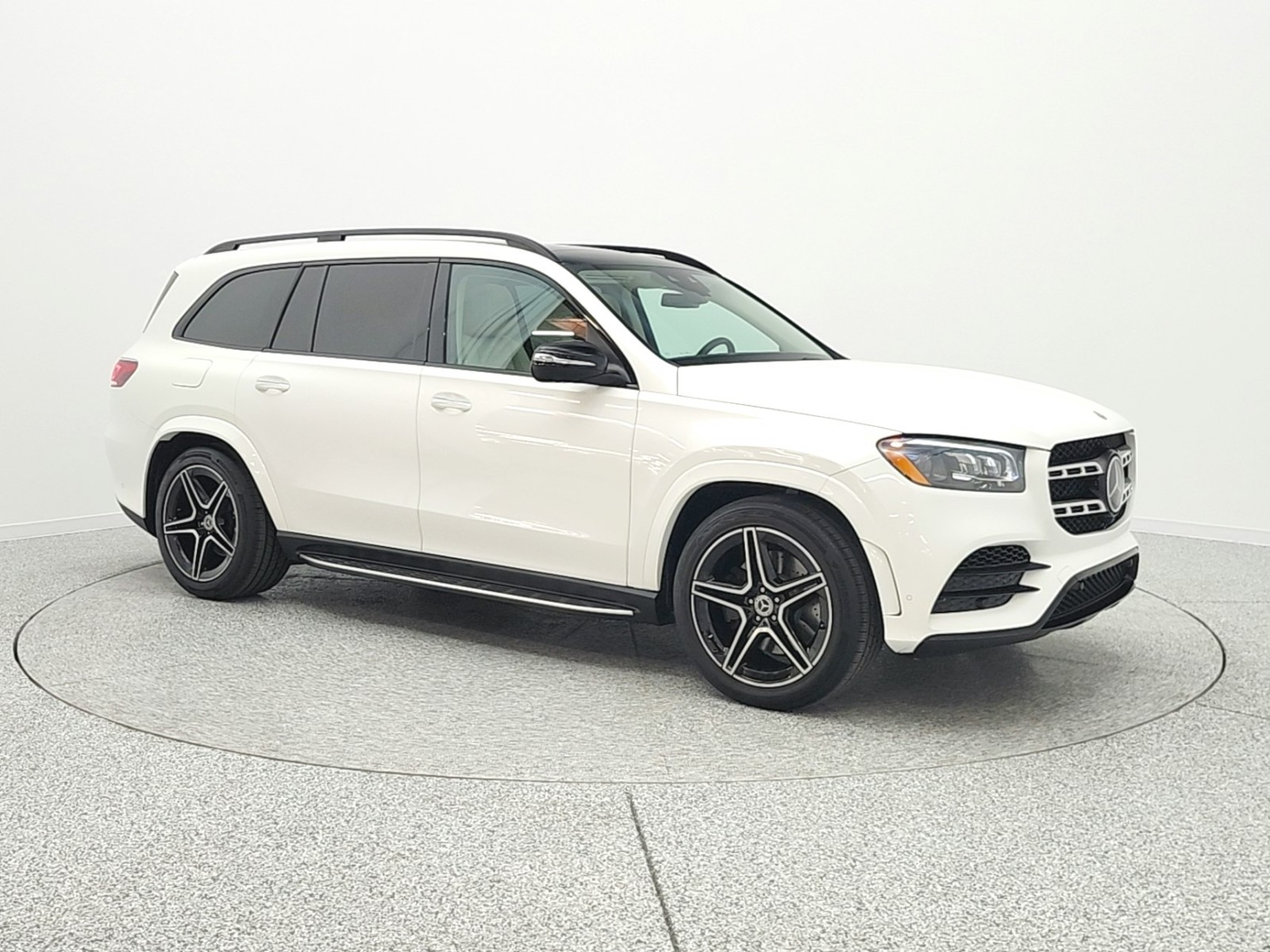 Used 2021 Polar White Mercedes-Benz GLS 580 4MATIC® SUV image 3