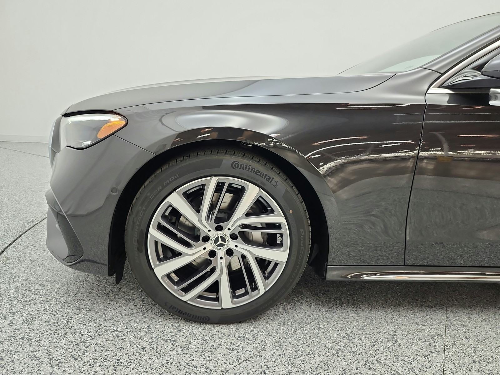 New 2027 Graphite Grey Metallic Mercedes-Benz E 350 RWD Sedan image 15