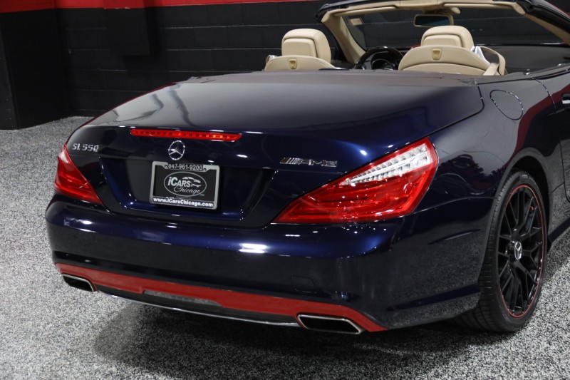 2013 Mercedes-Benz SL 550 AMG Sport 2dr Roadster in , 