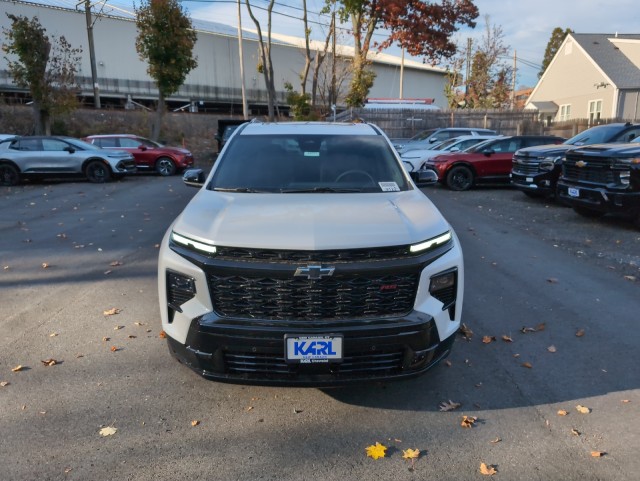 2024 Chevrolet Traverse AWD RS 2