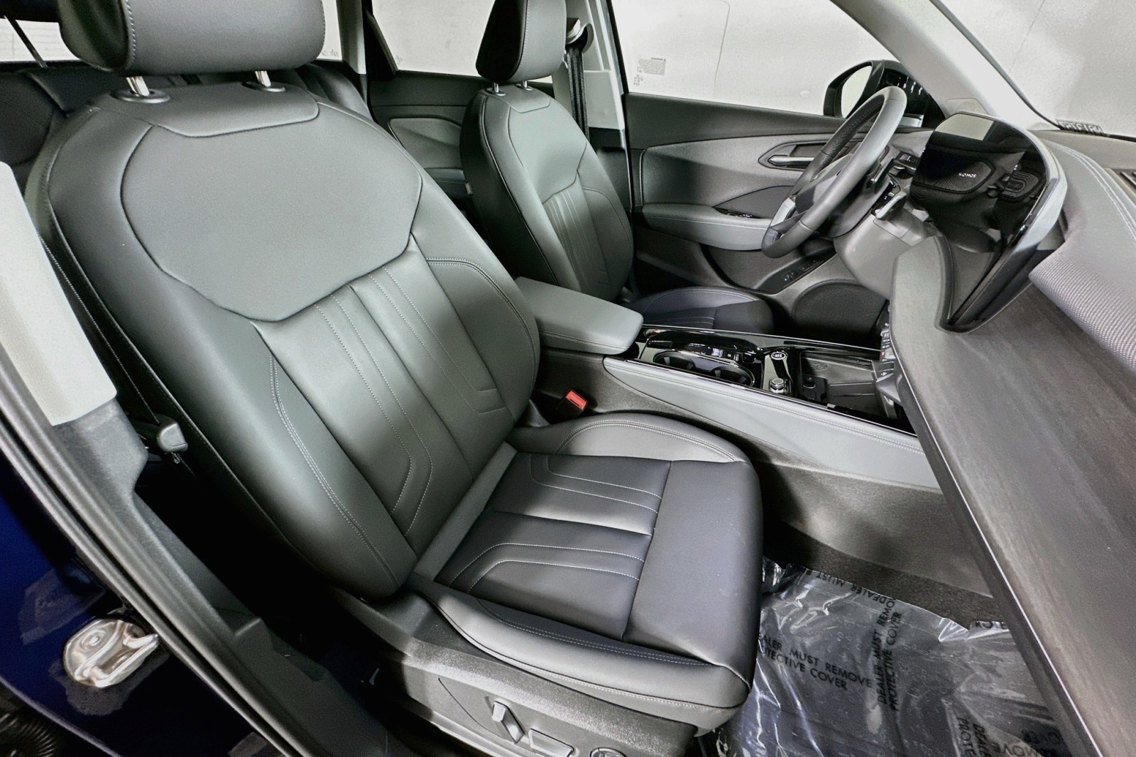 New 2026 Navarra Blue Metallic Audi S line image 8