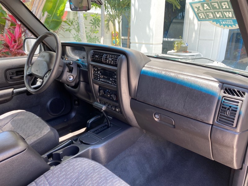 2000 Jeep Cherokee Sport 1 OWNER 4X4 AC 4.0 6YL in , 